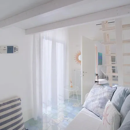 Devalu Casa Del Mare Чефалу