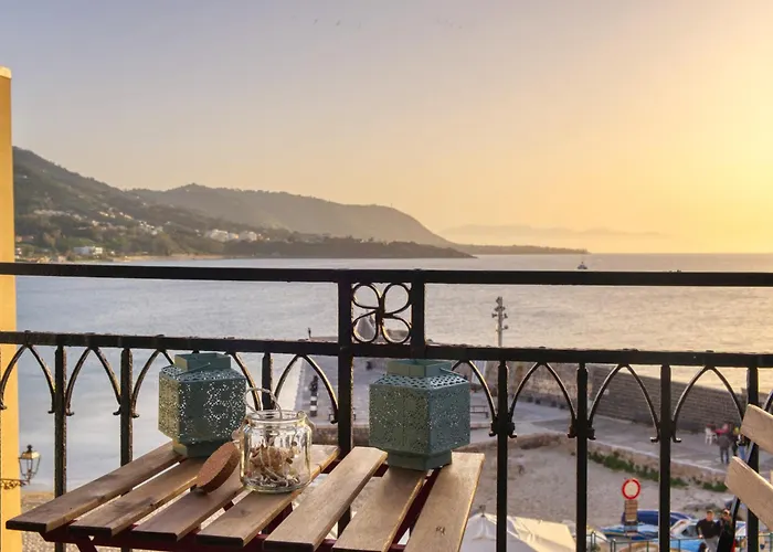 Devalu Casa Del Mare アパート チェファル